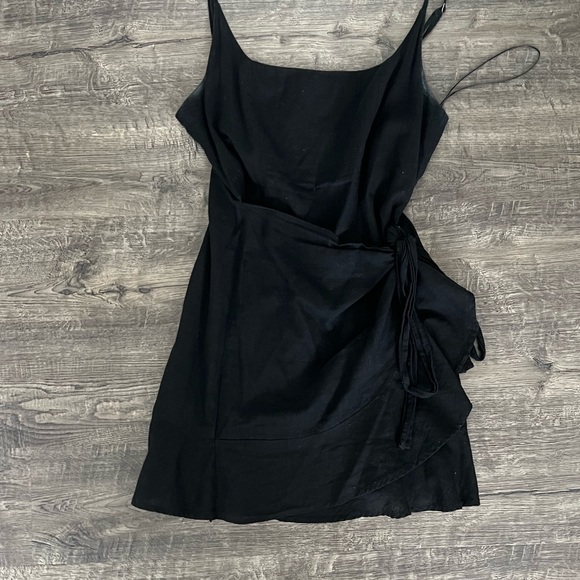 PRINCESS POLLY WRAP DRESS - Picture 2 of 6